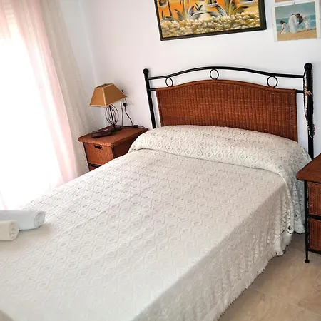 Carrer Salpa Diii, 2 Dormitorios, By Bookindenia