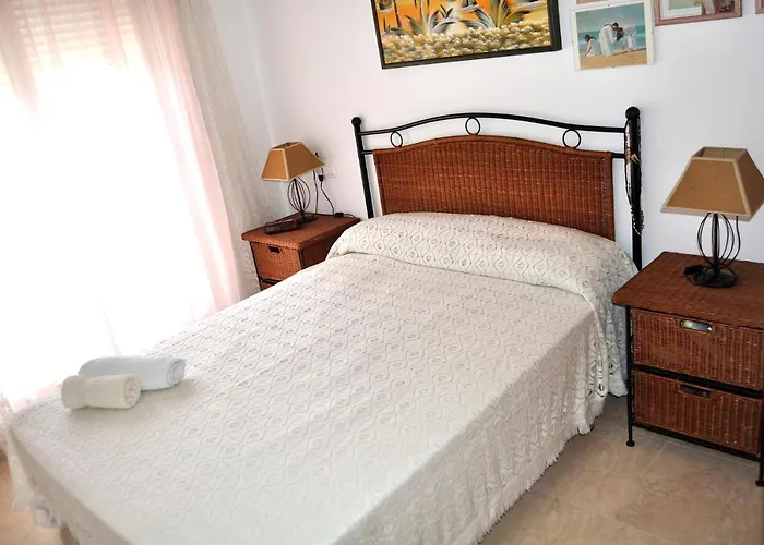 Carrer Salpa Diii, 2 Dormitorios, By Bookindenia